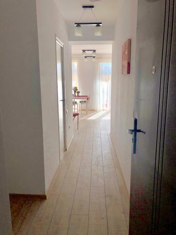 Apartament Valentina Hotel Брашов Екстериор снимка